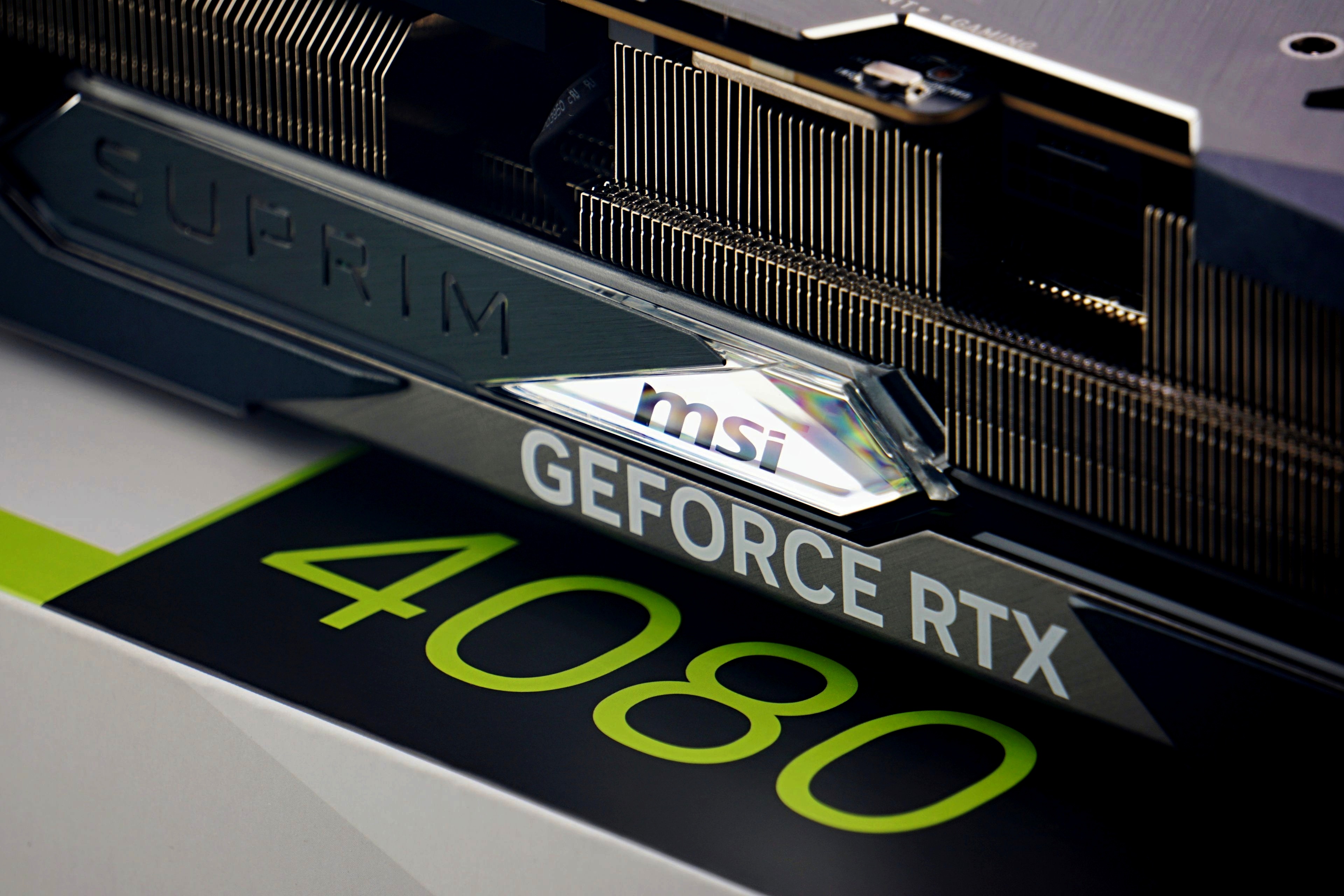 MSI RTX 4080 16GB Suprim X: Ada Lovelace with GPU near 3 GHz 